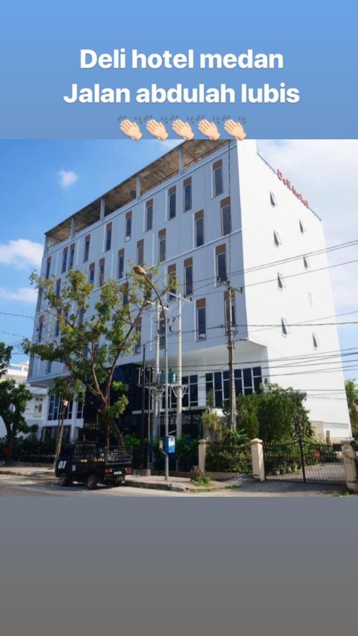 Deli Hotel Medan Exterior photo